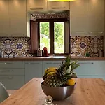 Isoco Garden * تاورمينا
